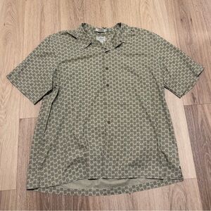 L.L. Bean Traditional Fit Olive Turtle Patterned Button Down Shirt size XL